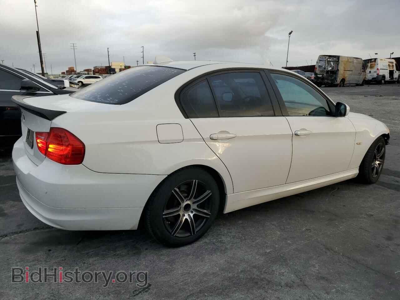 2010 BMW 3 SERIES - VIN: WBAPH5C58AA439774 - Фото 3