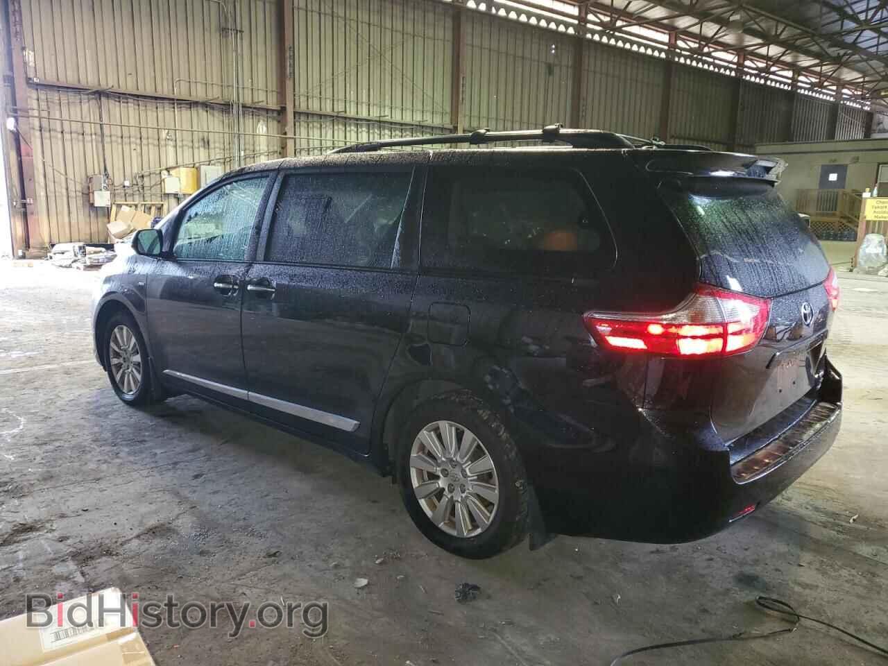 2017 TOYOTA All Models - VIN: 5TDDZ3DC8HS159886 - Фото 2