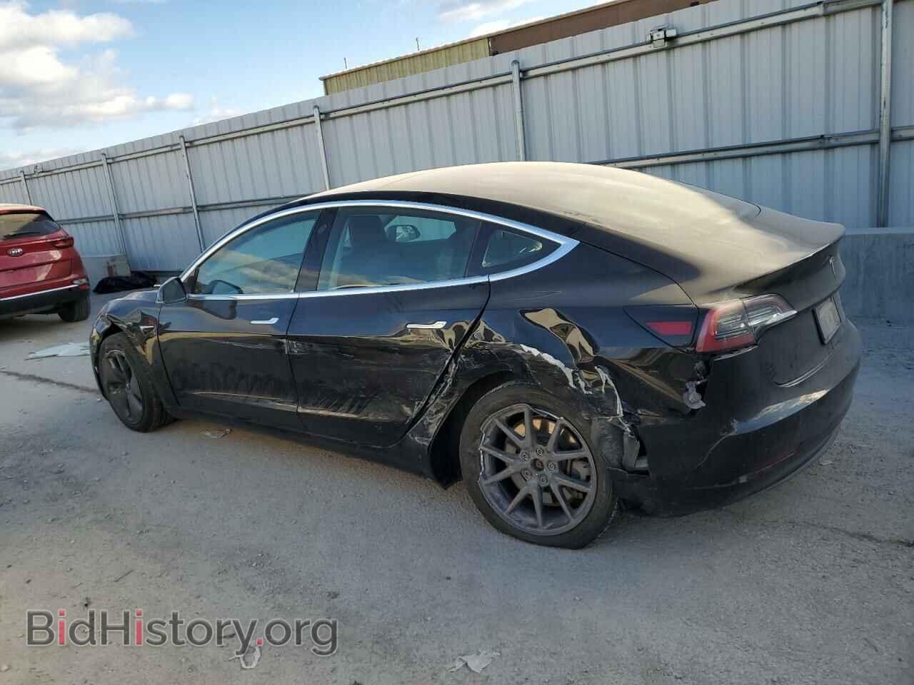 2019 TESLA MODEL 3 - VIN: 5YJ3E1EAXKF304639 - Photo 2