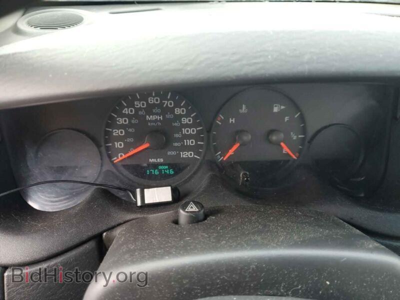 2005 Dodge NEON (VIN 1B3ES26C85D108994) — фото 9 из 11
