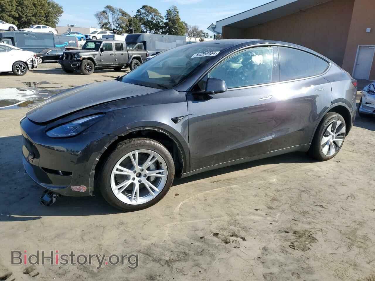 Photo 7SAYGDEEXRF995933 - TESLA MODEL Y 2024