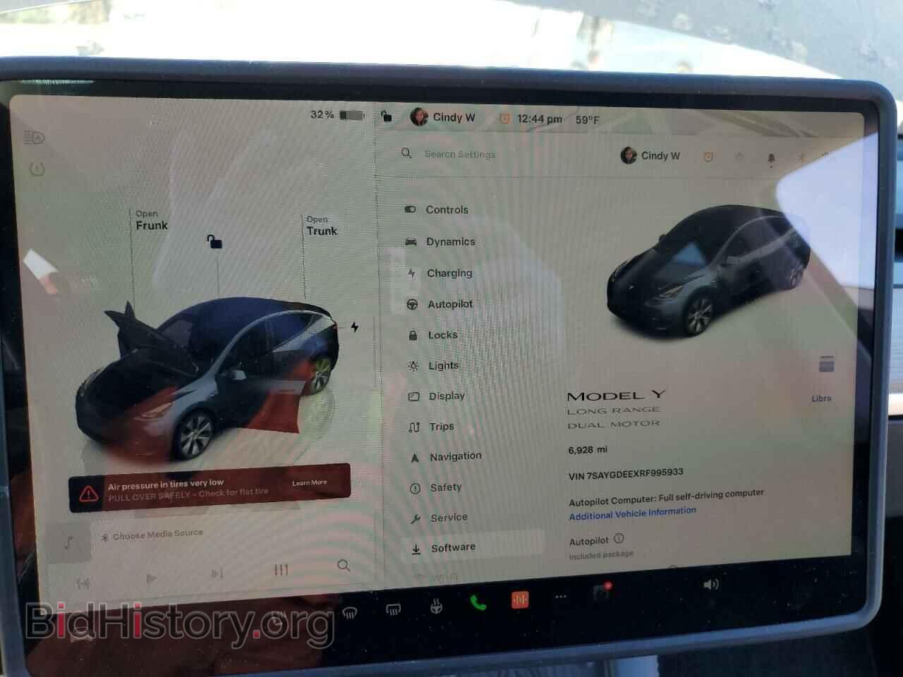 2024 TESLA MODEL Y - VIN: 7SAYGDEEXRF995933 - Photo 9