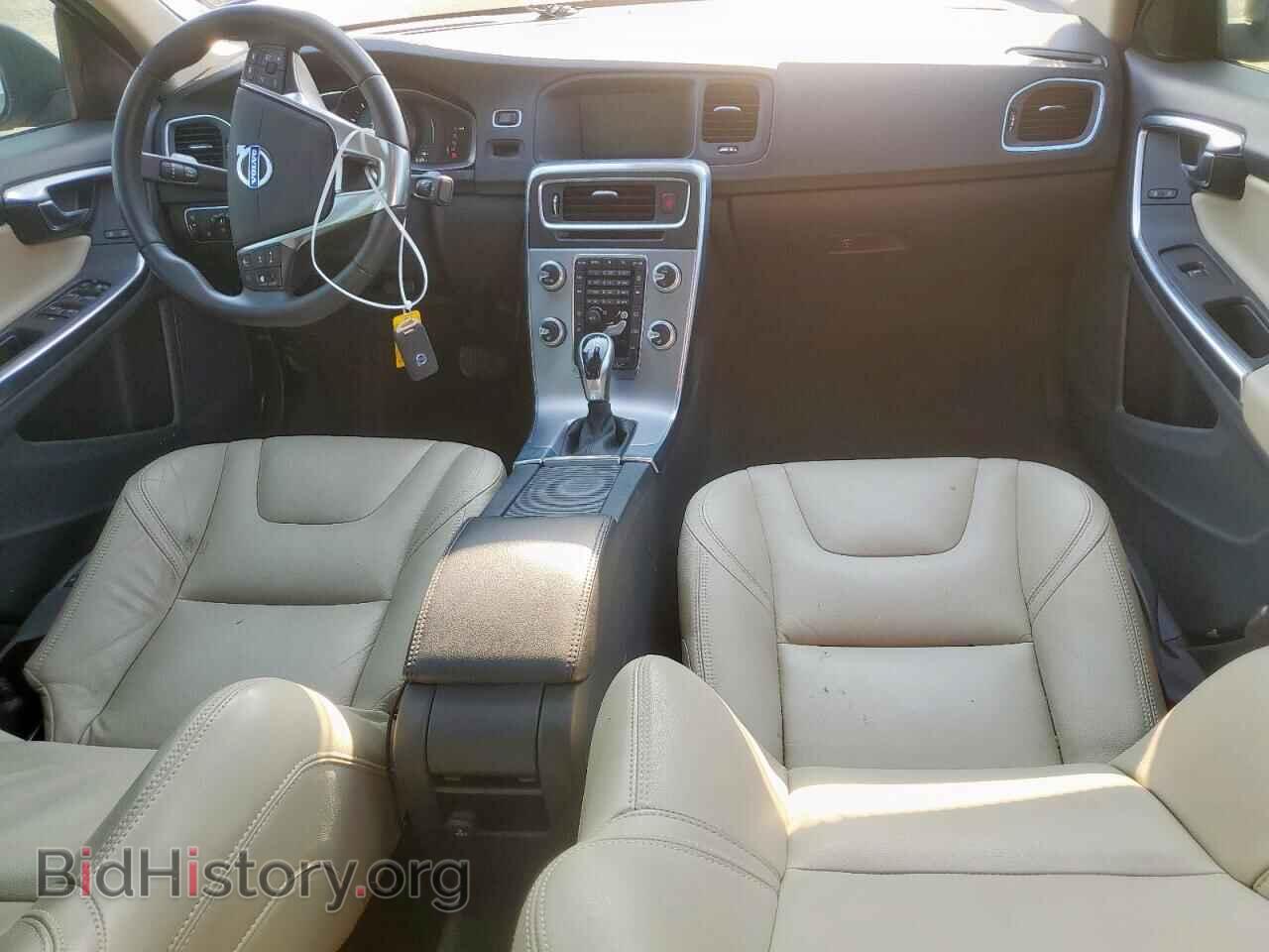 2017 VOLVO S60 - VIN: YV126MFL2H2424113 - Фото 8