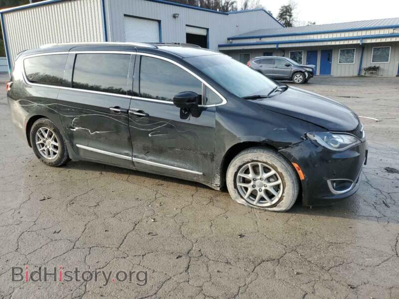 2020 Chrysler PACIFICA (VIN 2C4RC1BG6LR284582) — photo 4 of 13