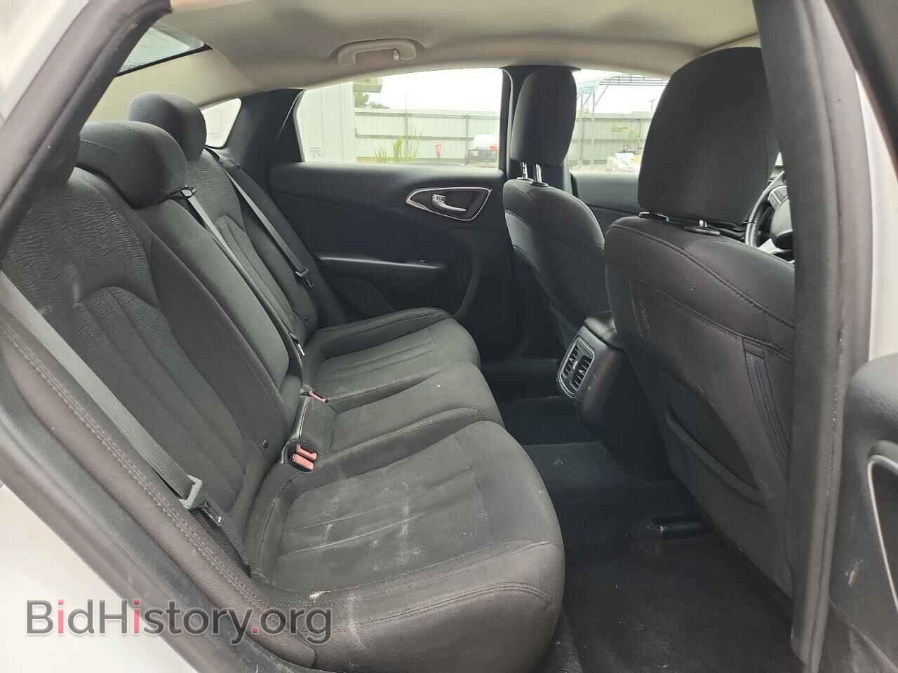 2016 CHRYSLER 200 - VIN: 1C3CCCAB7GN120305 - Фото 10