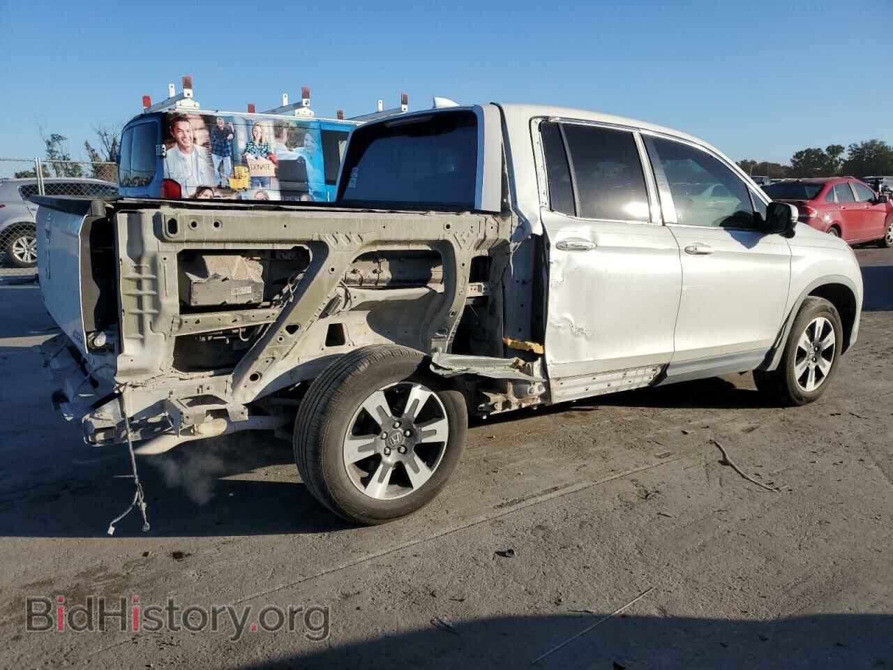 2017 HONDA RIDGELINE - VIN: 5FPYK3F65HB030514 - Фото 3