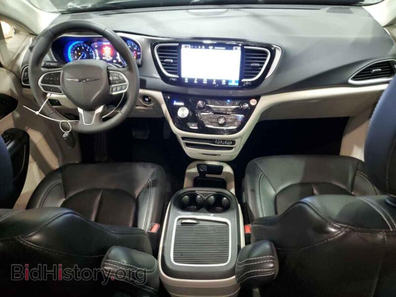 2023 Chrysler PACIFICA (VIN 2C4RC1BG0PR607739) — фото 8 из 13