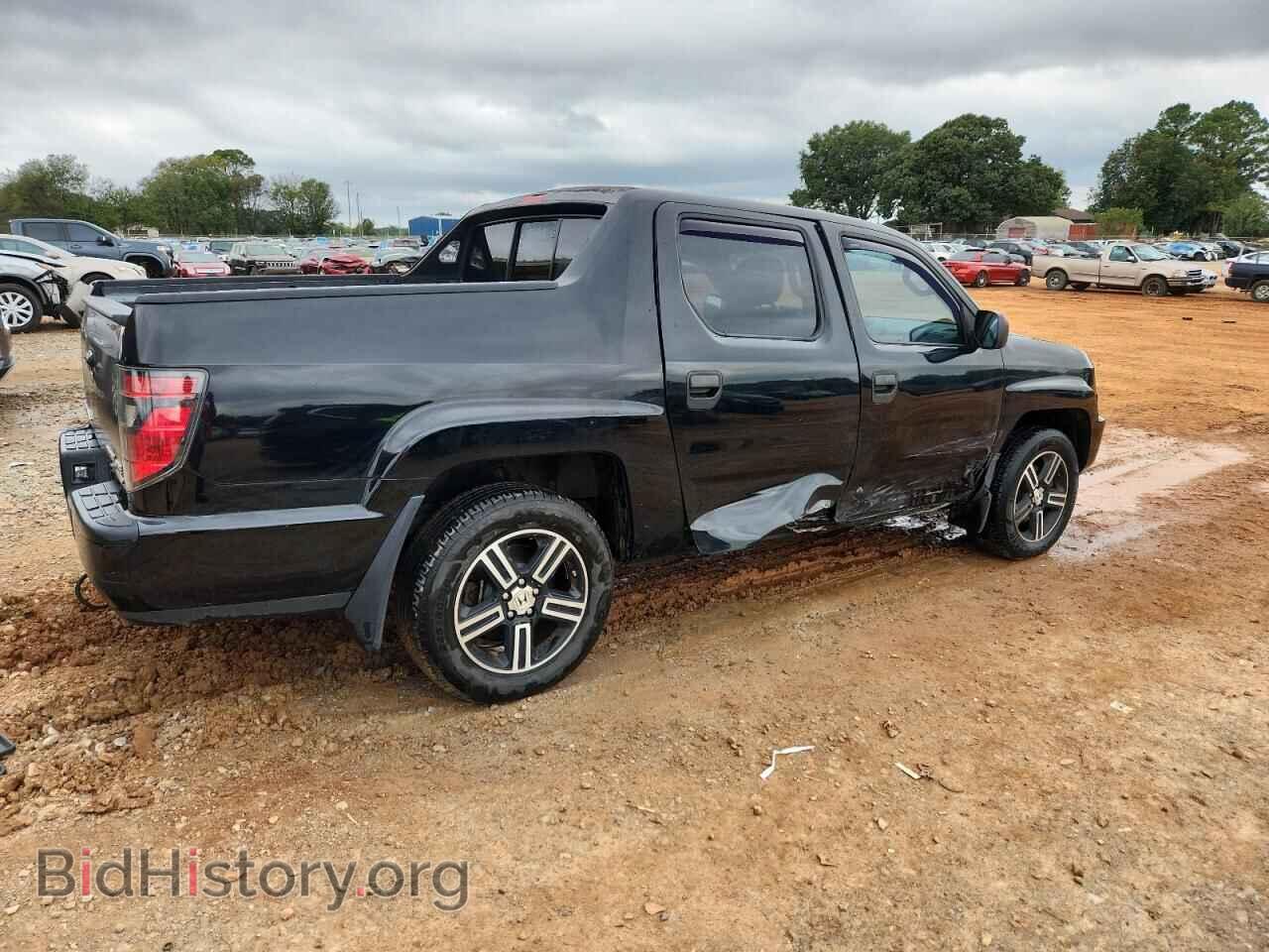 2013 HONDA RIDGELINE - VIN: 5FPYK1F78DB008708 - Фото 3