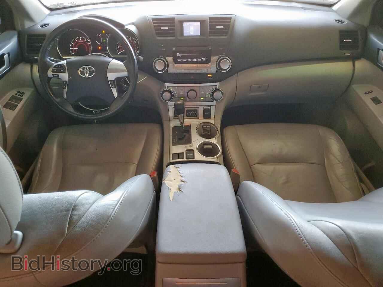 2011 TOYOTA HIGHLANDER - VIN: 5TDZK3EH2BS035544 - Фото 8