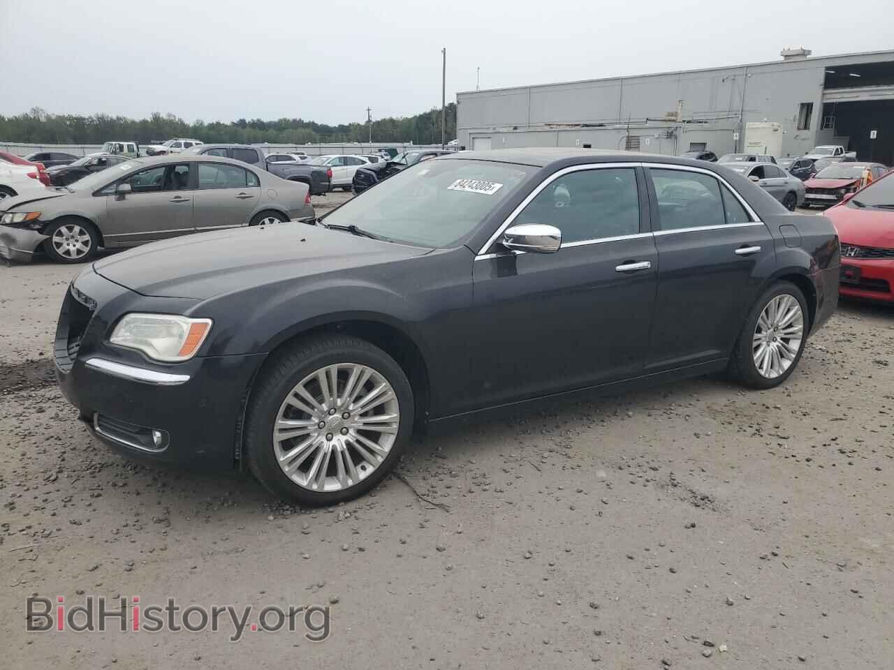 Photo 2C3CA6CT2BH514633 - CHRYSLER 300 2011
