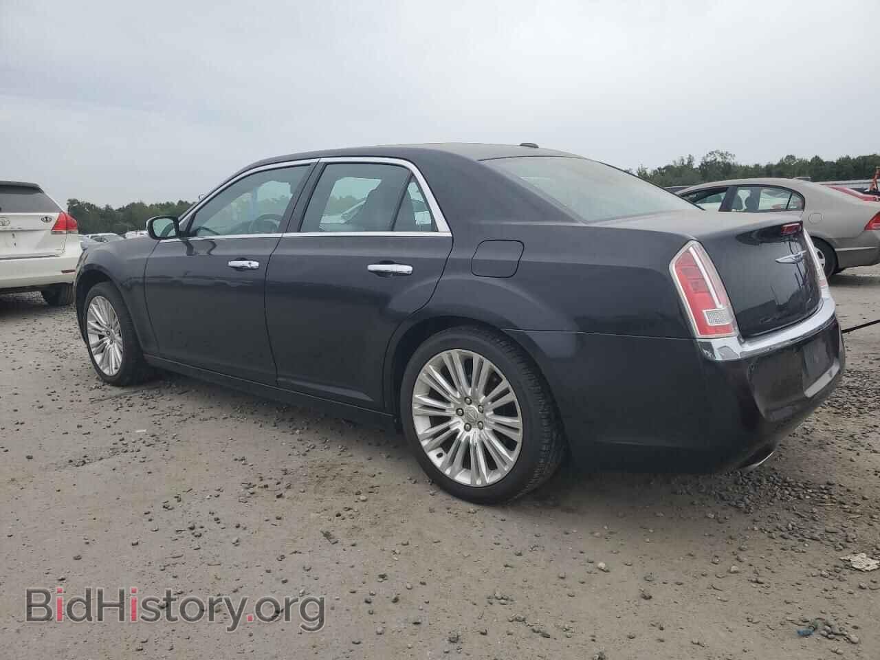 2011 CHRYSLER 300 - VIN: 2C3CA6CT2BH514633 - Photo 2