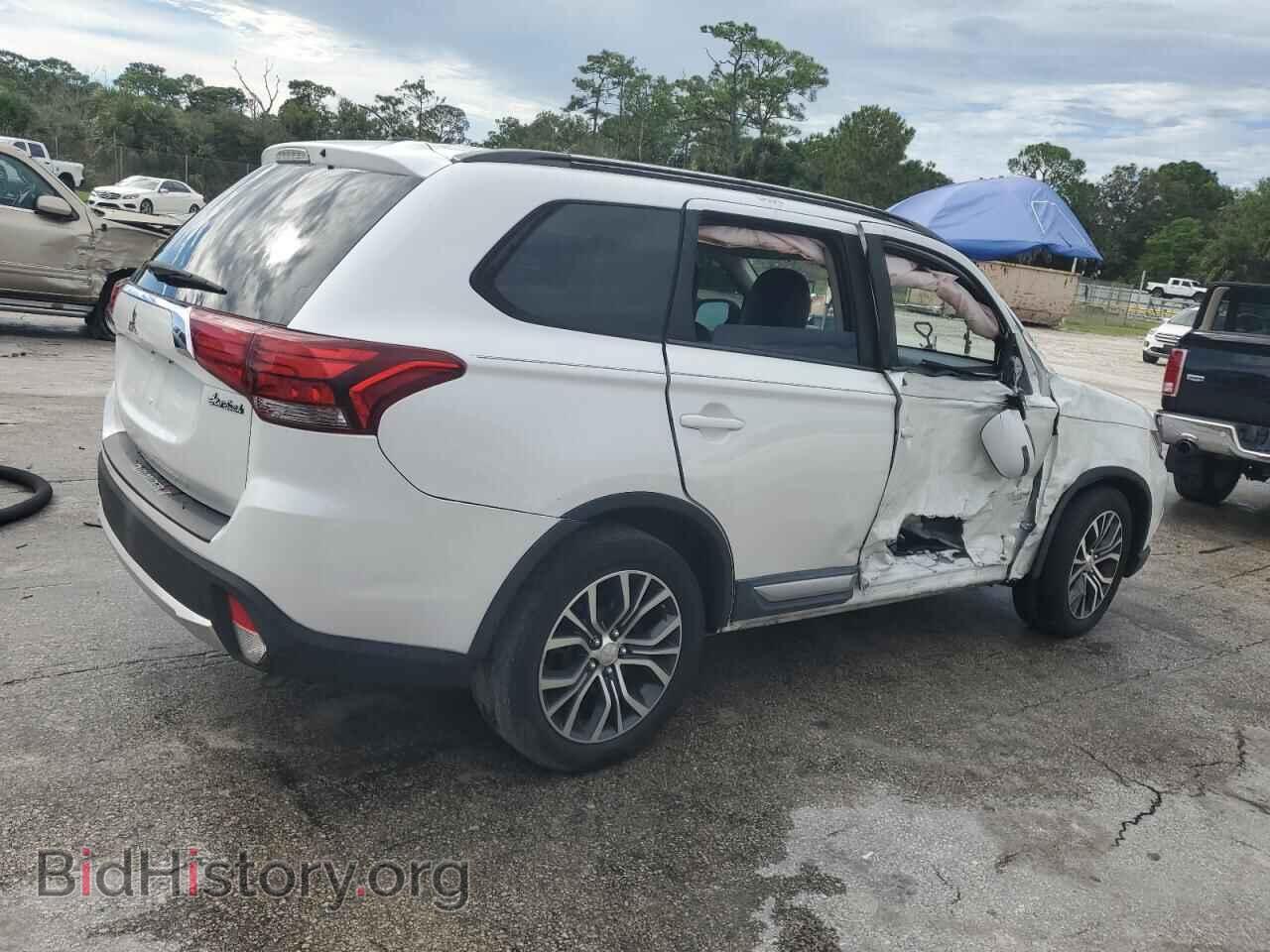 2016 MITSUBISHI OUTLANDER - VIN: JA4AD3A34GZ054565 - Фото 3