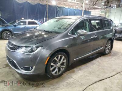 2019 Chrysler PACIFICA Limited, gray — VIN 2C4RC1GG2KR587706, Copart