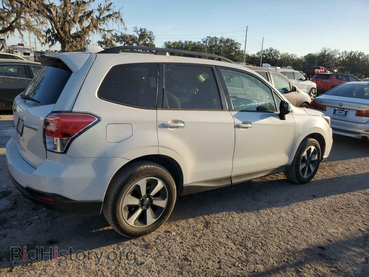 2018 SUBARU FORESTER - VIN: JF2SJAEC7JH540206 - Фото 3
