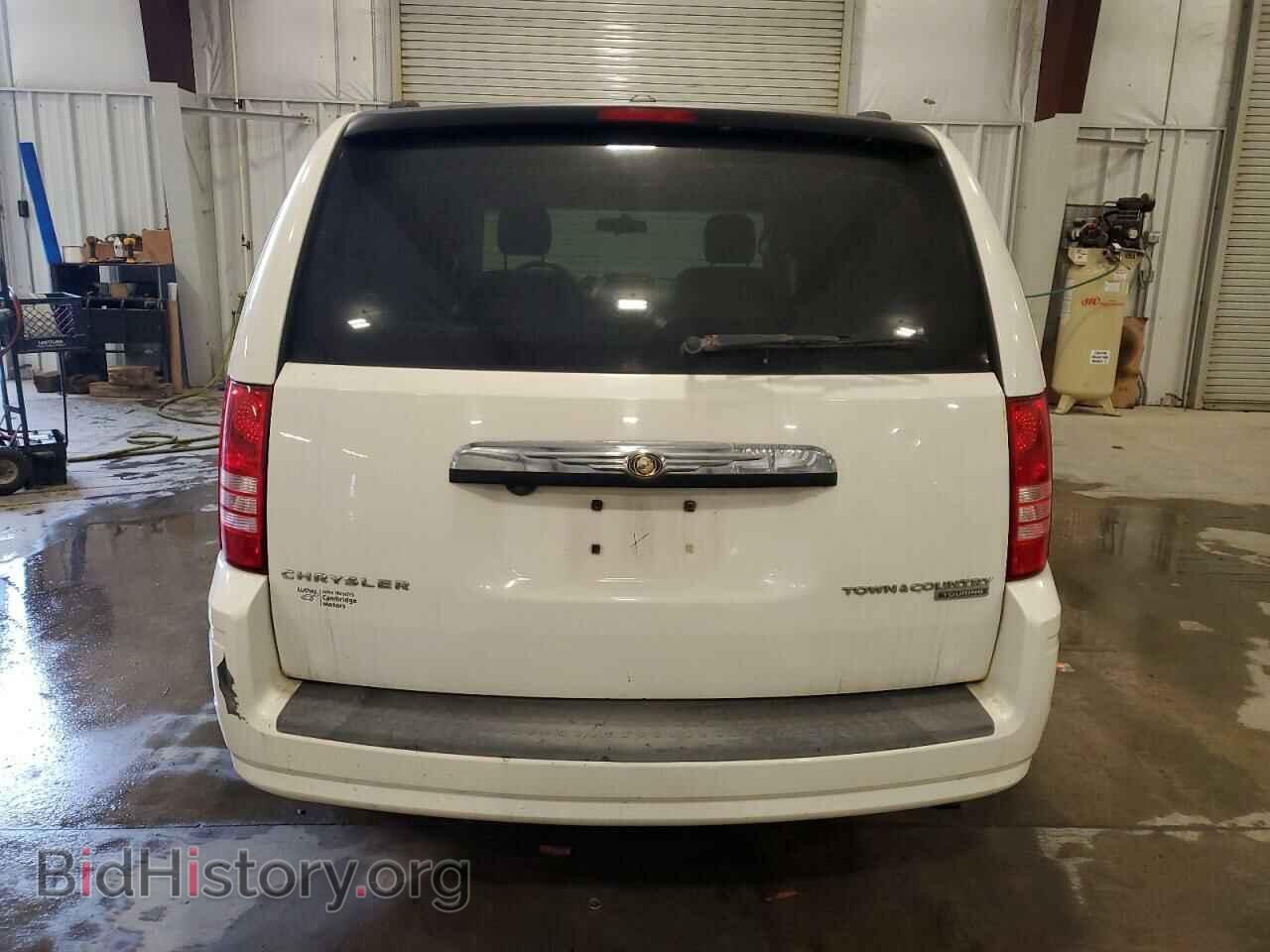 2009 CHRYSLER MINIVAN - VIN: 2A8HR54109R609772 - Фото 6