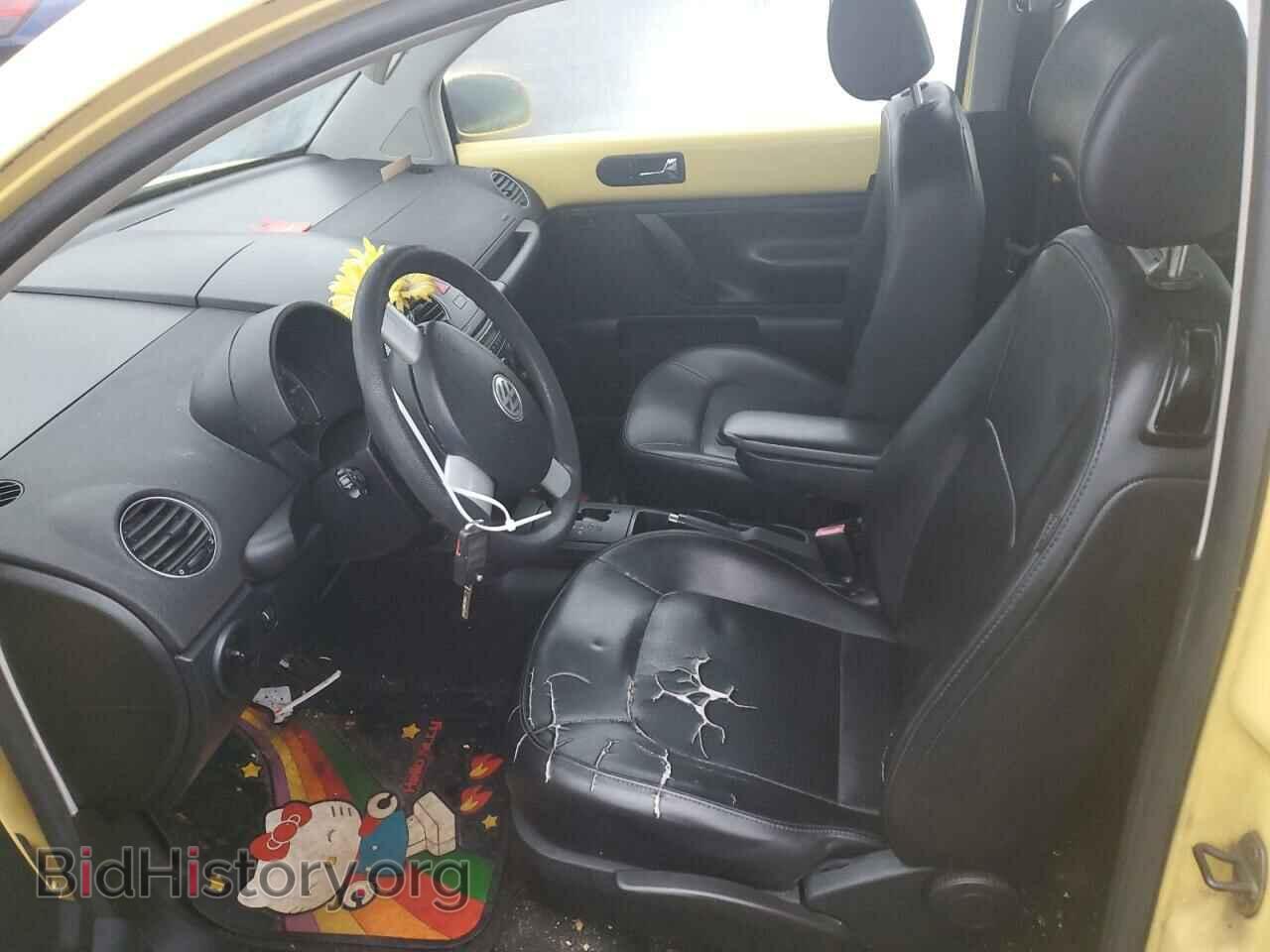2010 VOLKSWAGEN BEETLE - VIN: 3VWPG3AG9AM010836 - Фото 7
