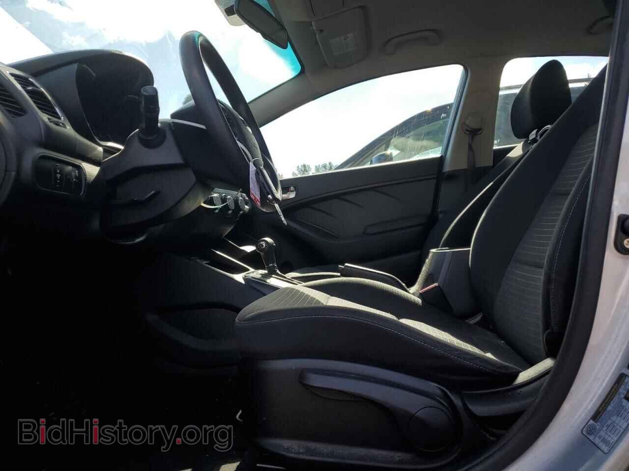 2017 KIA FORTE - VIN: 3KPFL4A78HE132950 - Фото 7