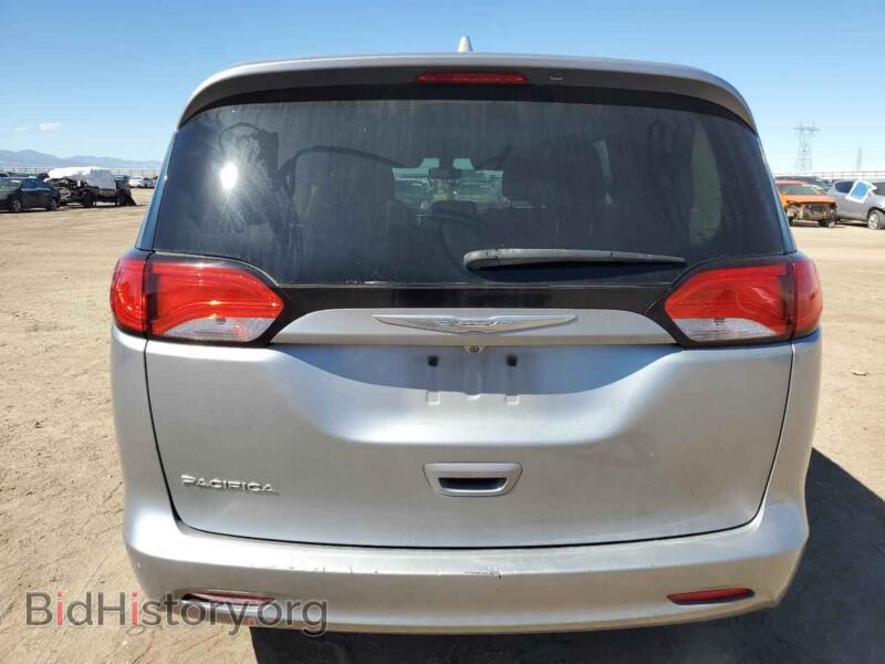 2017 Chrysler PACIFICA (VIN 2C4RC1DG0HR521619) — photo 6 of 13