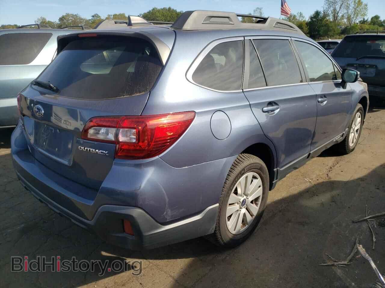 2018 SUBARU OUTBACK - VIN: 4S4BSAFC3J3376665 - Фото 3