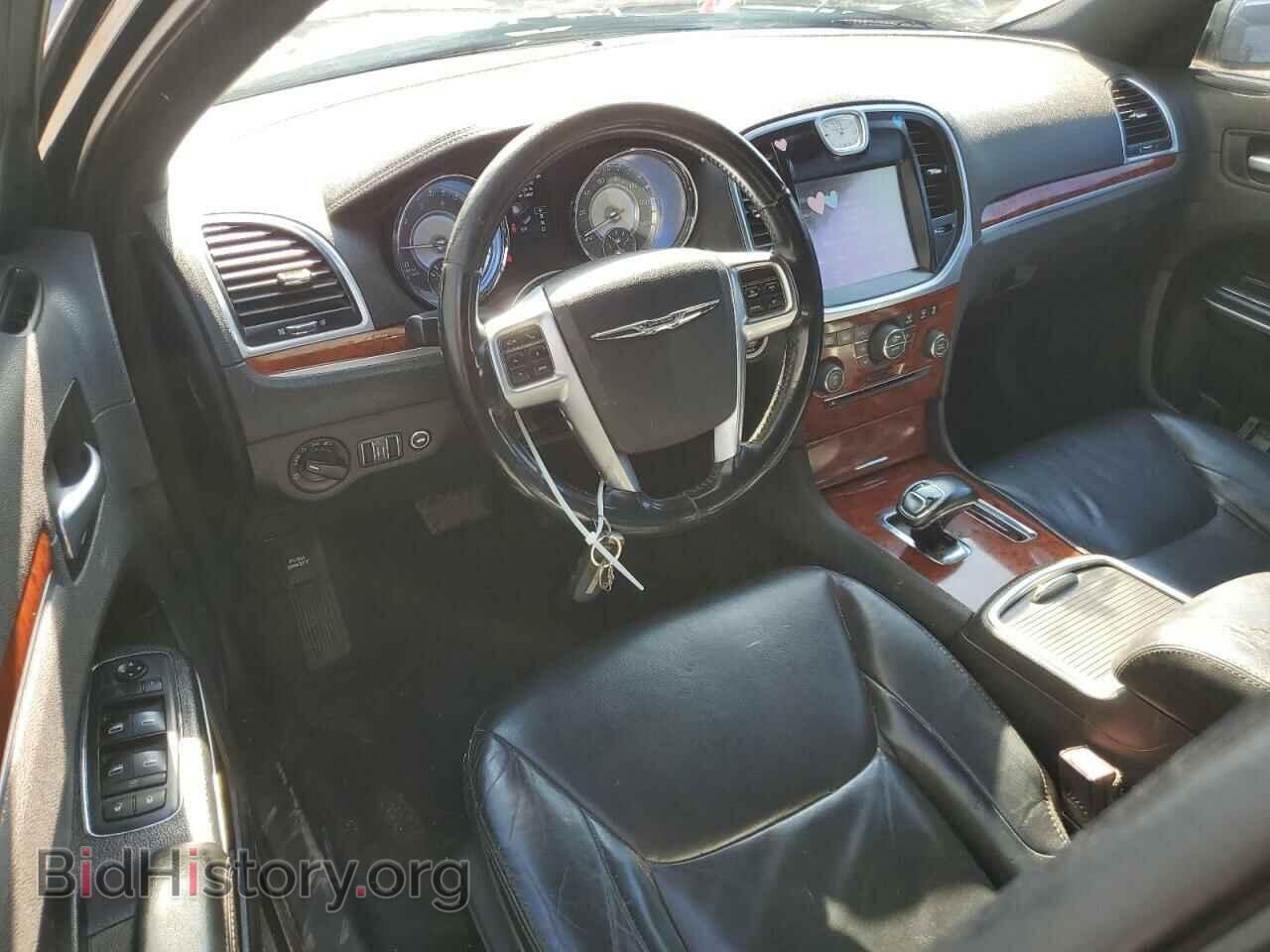 2013 CHRYSLER 300 - VIN: 2C3CCAAG2DH599043 - Фото 8