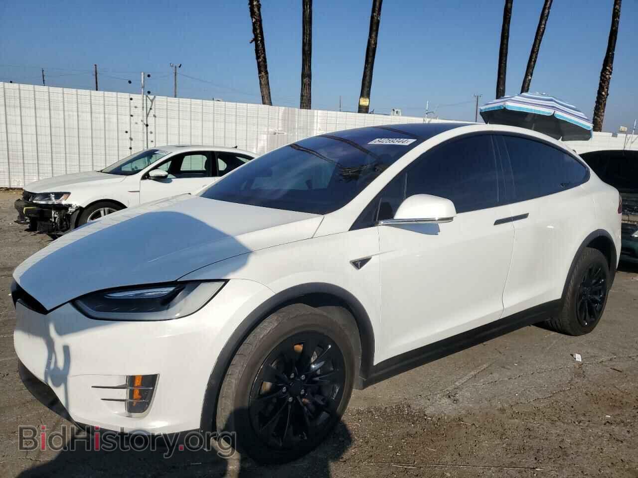 Фотография 5YJXCAE24GF002884 - TESLA MODEL X 2016