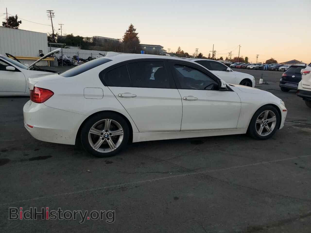 2013 BMW 3 SERIES - VIN: WBA3C1C51DF440276 - Фото 3