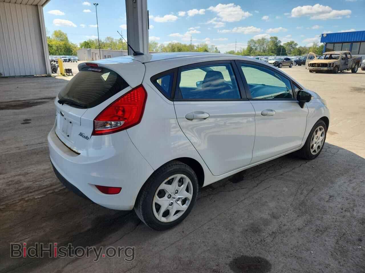 2013 FORD FIESTA - VIN: 3FADP4EJ2DM186901 - Фото 3