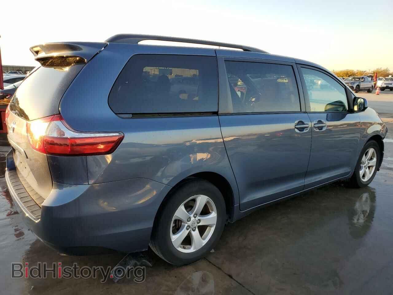 2017 TOYOTA All Models - VIN: 5TDKZ3DCXHS856998 - Фото 3