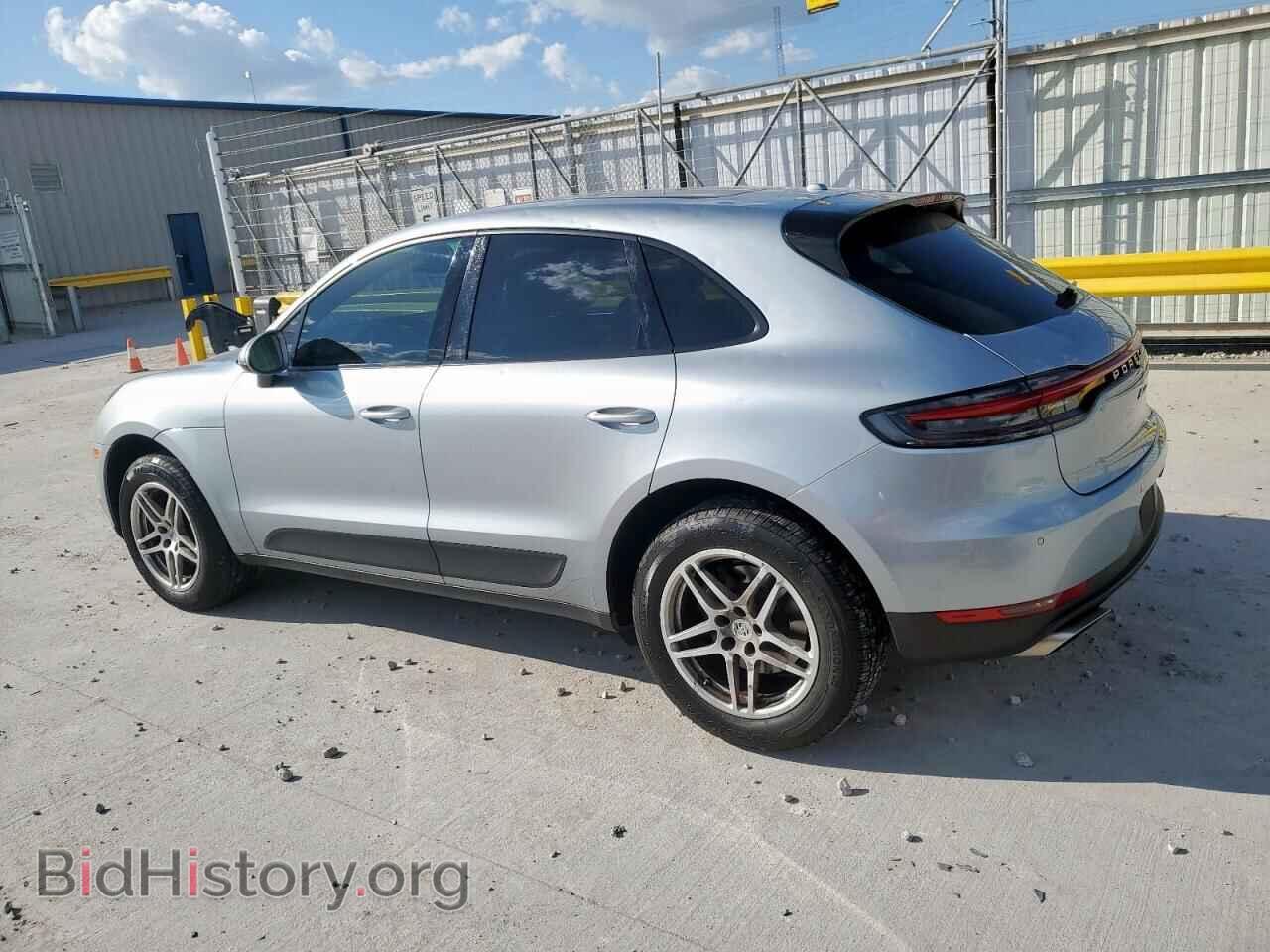 2020 PORSCHE MACAN - VIN: WP1AA2A52LLB12601 - Photo 2