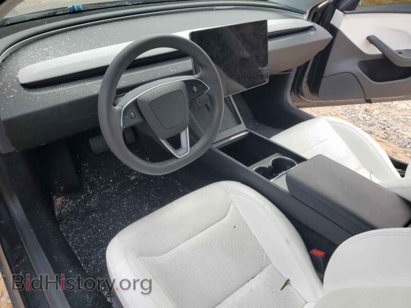 2024 Tesla MODEL 3 (VIN 5YJ3E1EAXRF861044) — photo 8 of 12