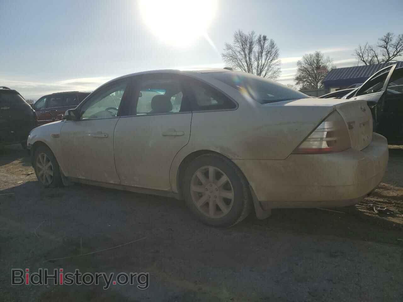 2009 FORD TAURUS - VIN: 1FAHP24W49G104882 - Фото 2