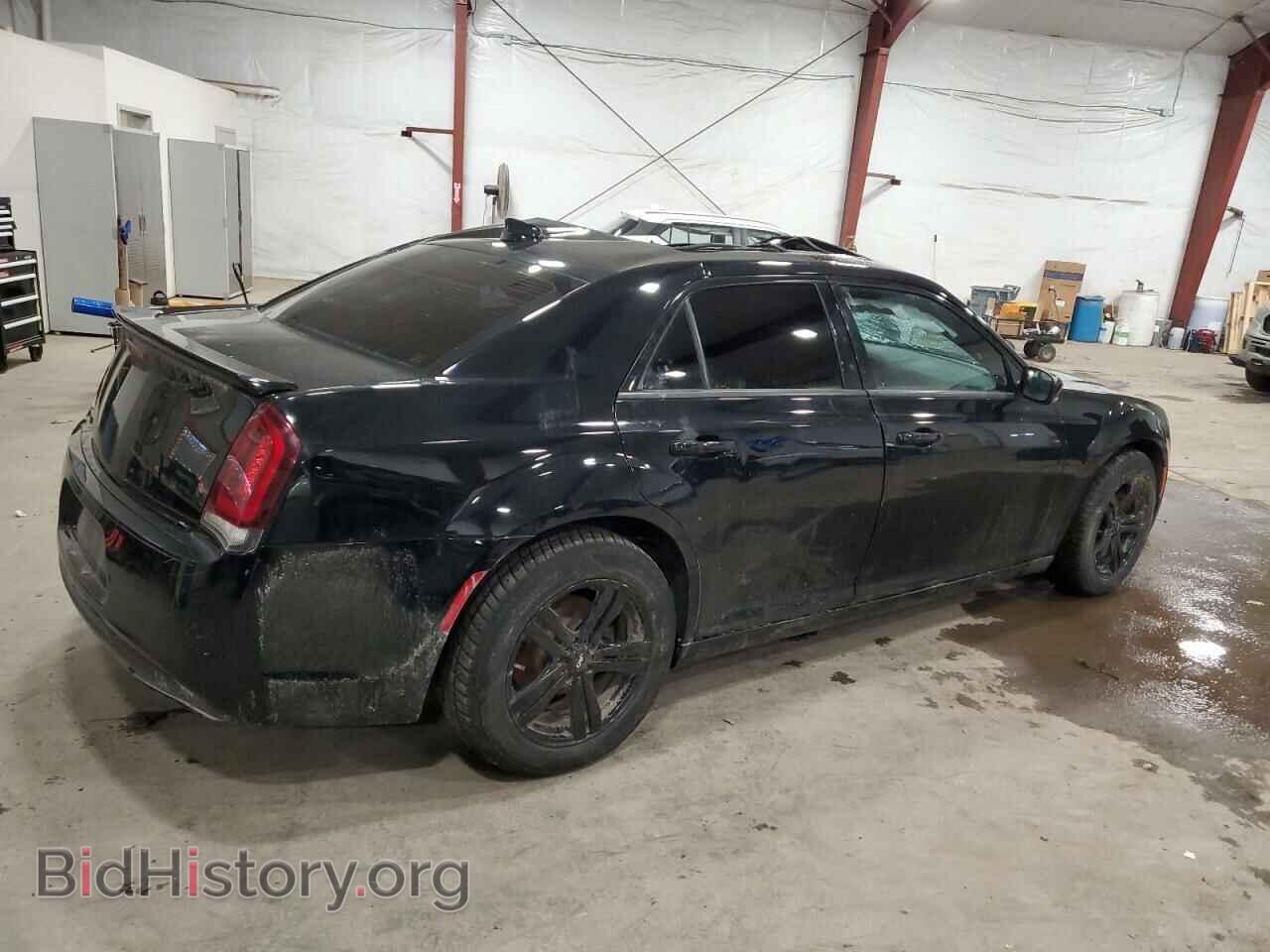 2017 CHRYSLER 300 - VIN: 2C3CCAGG6HH512600 - Фото 3
