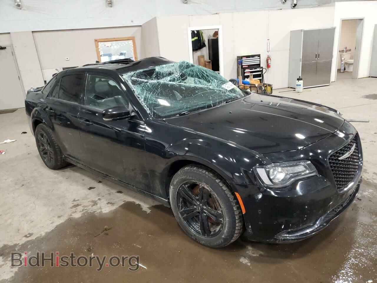 2017 CHRYSLER 300 - VIN: 2C3CCAGG6HH512600 - Фото 4