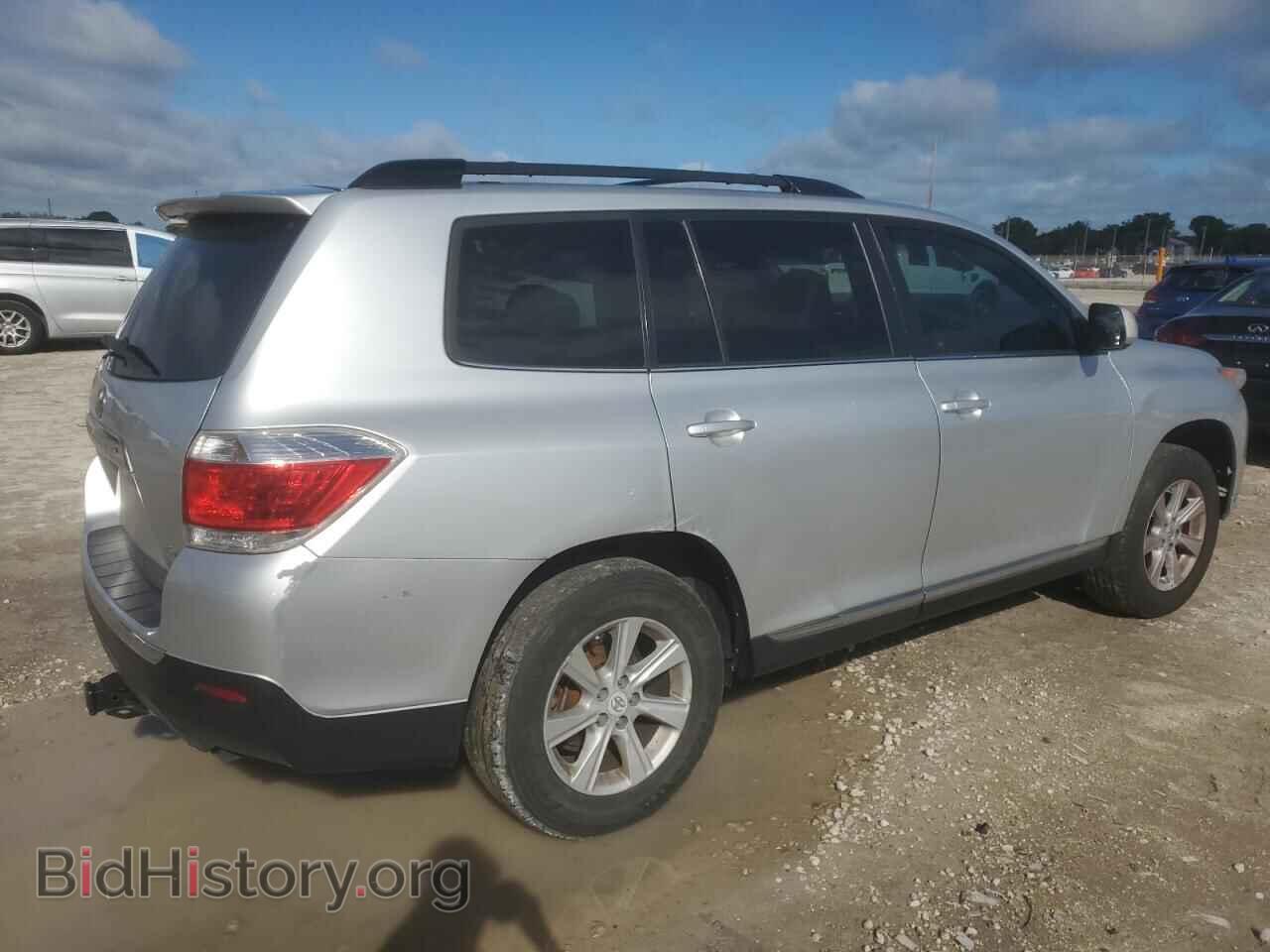 2013 TOYOTA HIGHLANDER - VIN: 5TDBK3EH5DS268483 - Фото 3