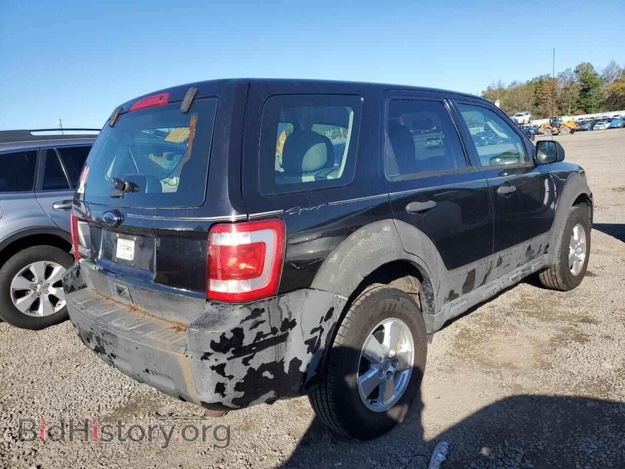 2011 FORD ESCAPE - VIN: 1FMCU0C79BKB20005 - Фото 3