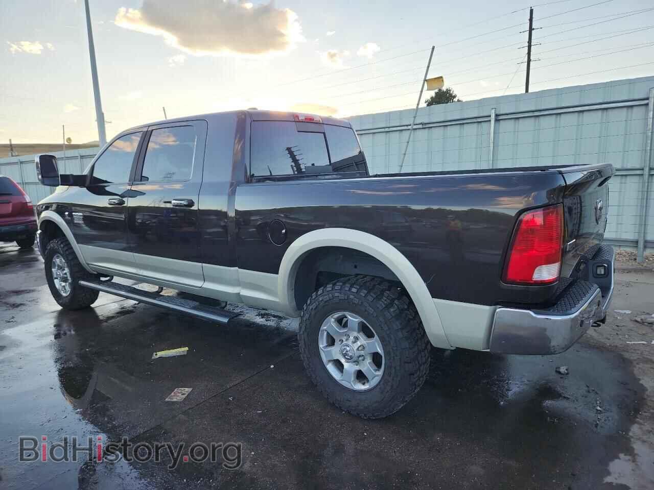 2011 DODGE All Models - VIN: 3D73Y3HL4BG563529 - Photo 2