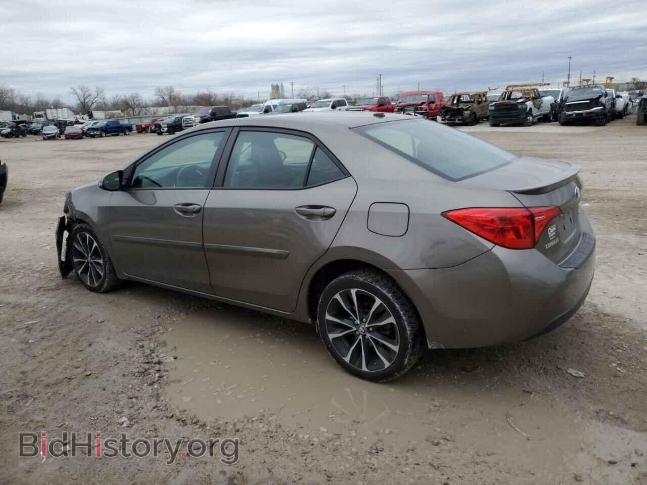 2018 TOYOTA COROLLA - VIN: 5YFBURHE9JP767533 - Фото 2