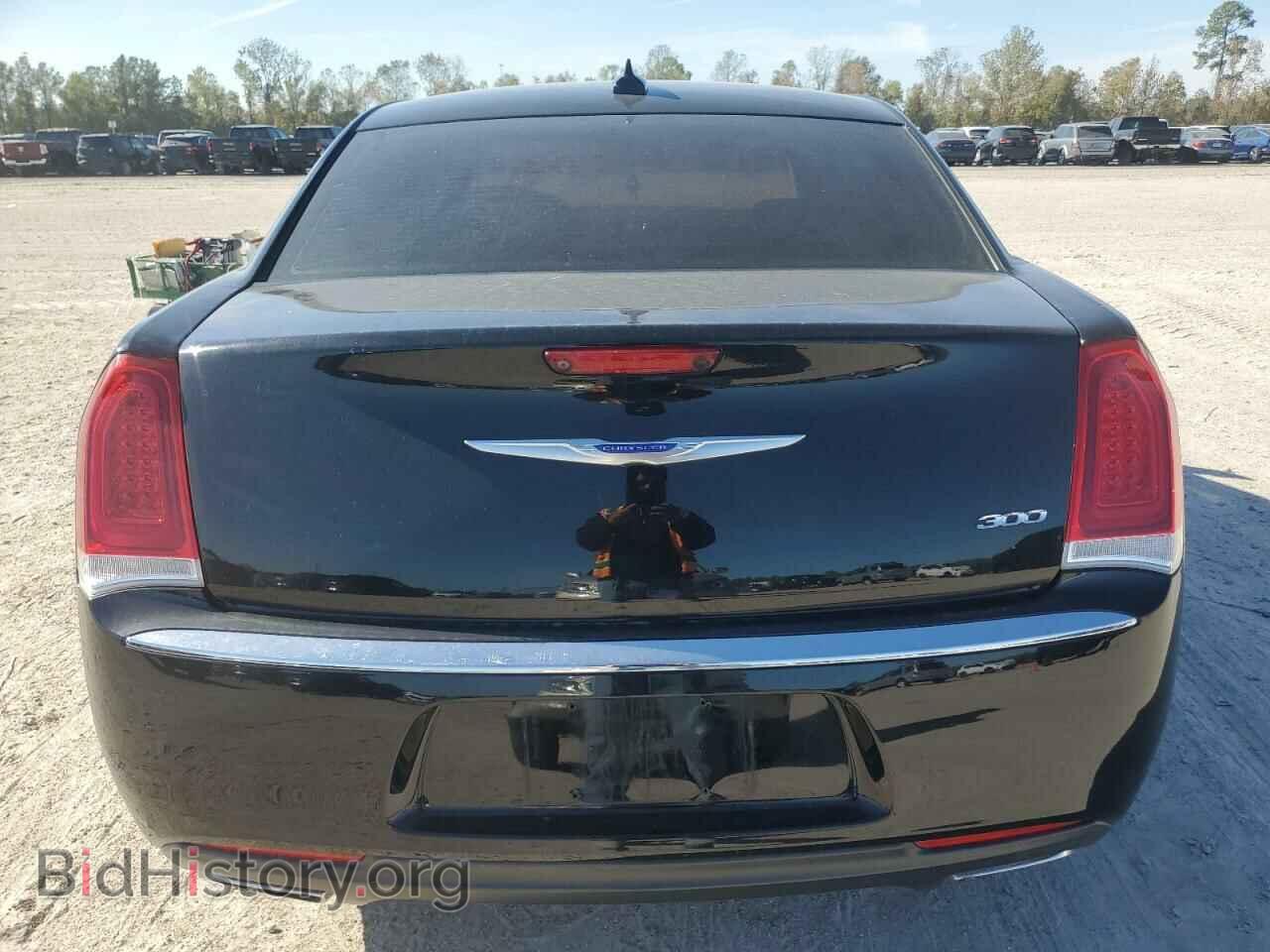 2019 CHRYSLER 300 - VIN: 2C3CCAEG5KH689519 - Фото 6