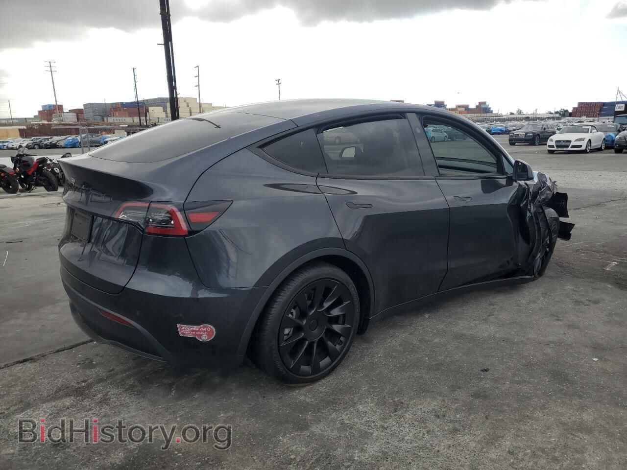 2024 TESLA MODEL Y - VIN: 7SAYGDED3RF096533 - Photo 3