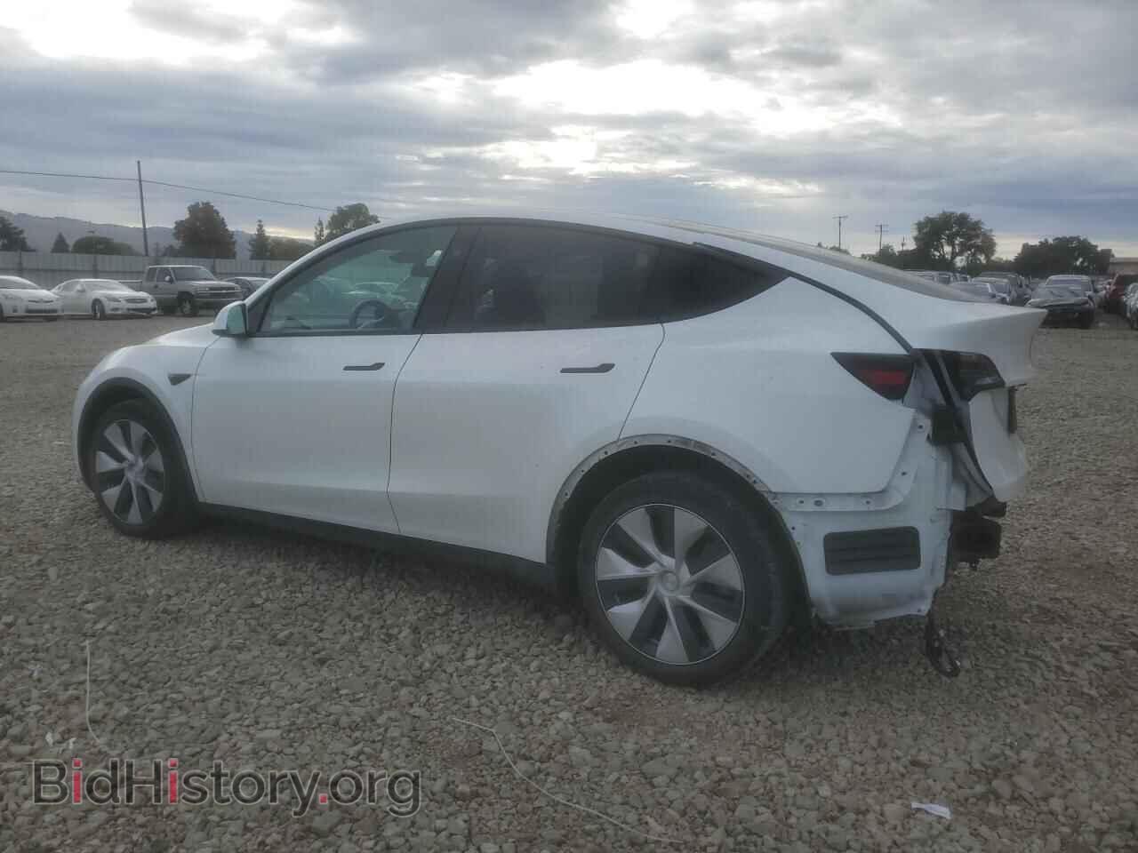 2023 TESLA MODEL Y - VIN: 7SAYGDEE8PF817080 - Фото 2