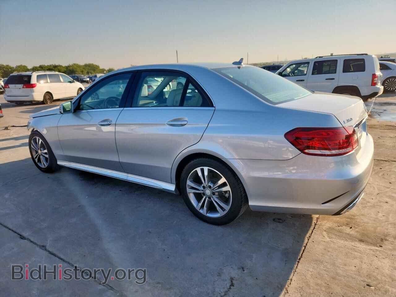 2016 MERCEDES-BENZ E-CLASS - VIN: WDDHF5KB2GB166599 - Фото 2