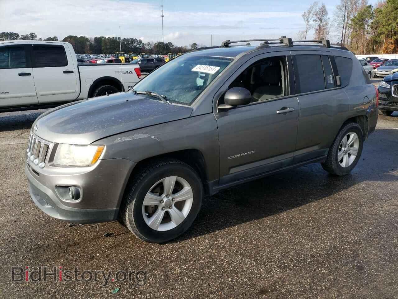 Photo 1J4NT1FA7BD231941 - JEEP COMPASS 2011