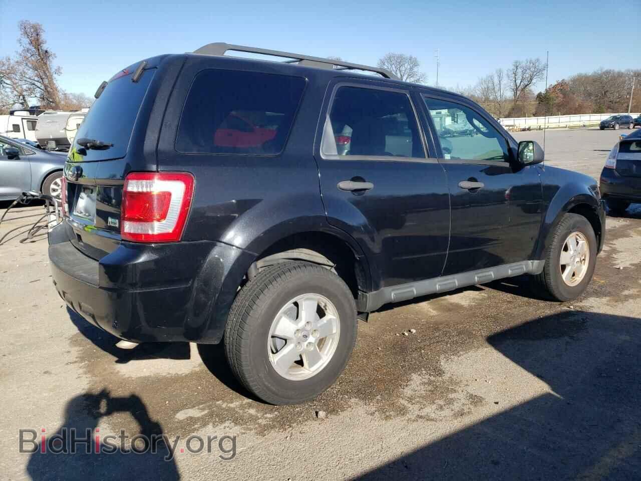 2011 FORD ESCAPE - VIN: 1FMCU0DG1BKB01480 - Фото 3