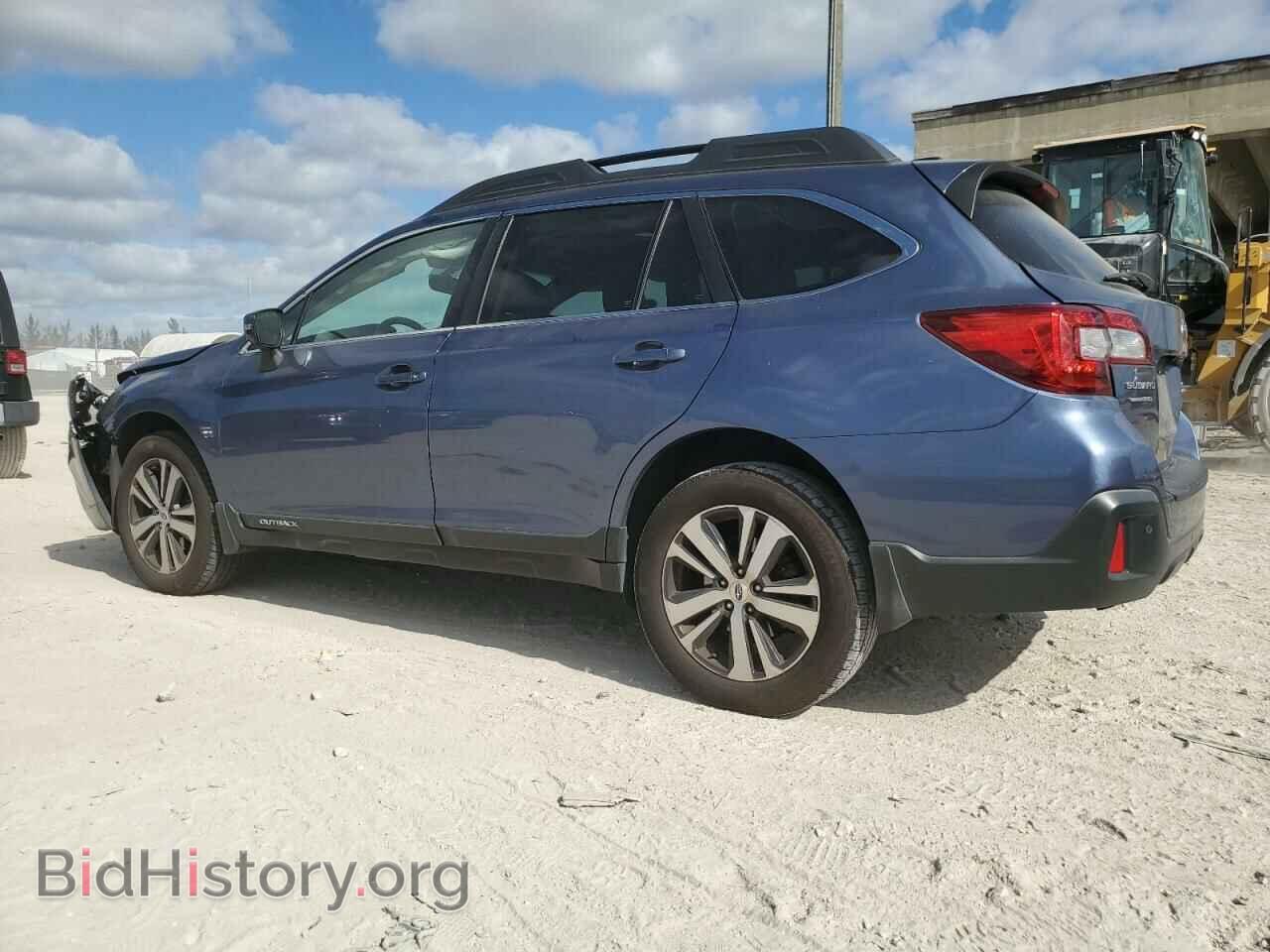 2018 SUBARU OUTBACK - VIN: 4S4BSANC5J3335584 - Фото 2