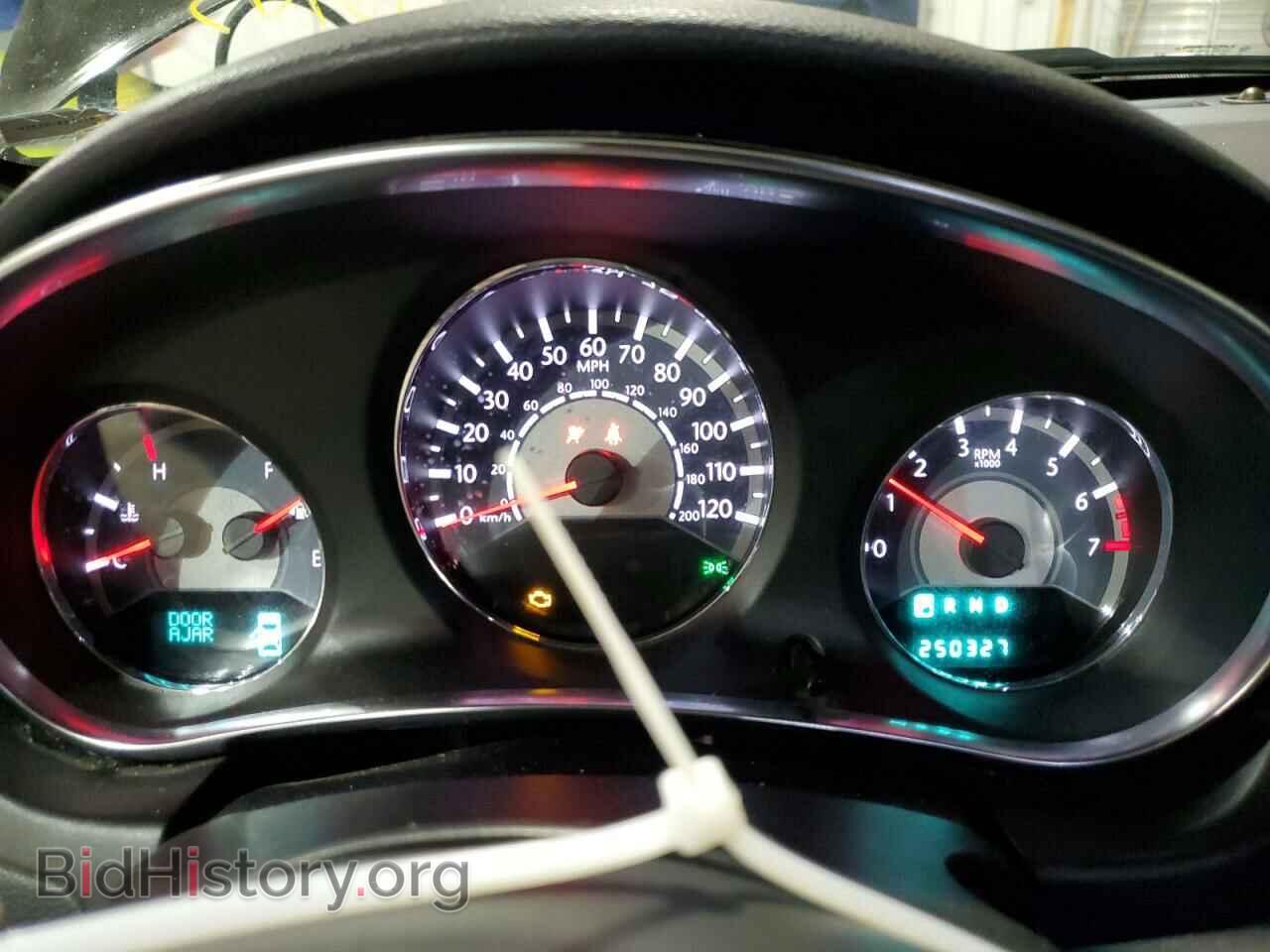 2012 CHRYSLER 200 - VIN: 1C3CCBBG5CN249335 - Фото 9