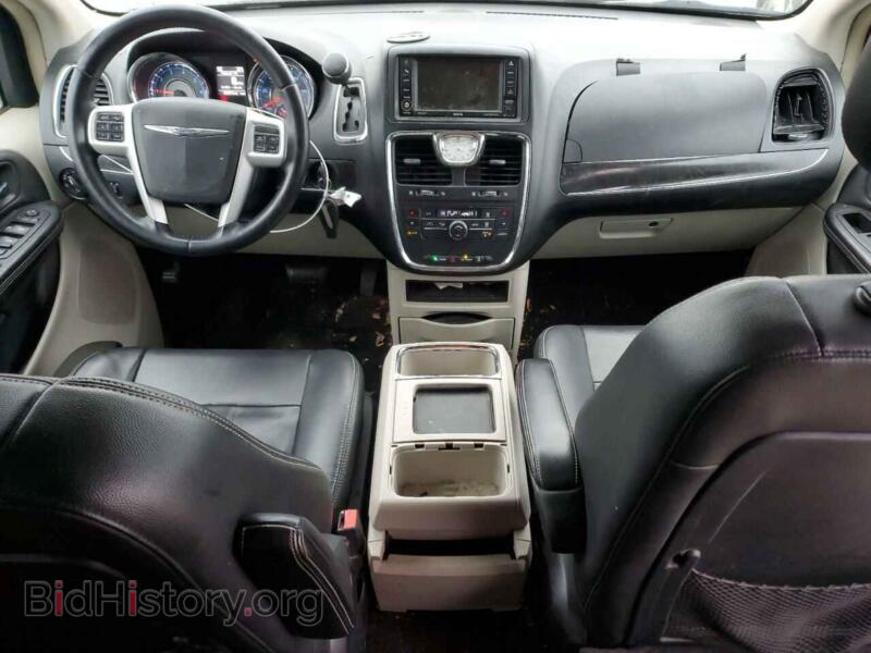 2014 Chrysler MINIVAN (VIN 2C4RC1BG1ER324604) — photo 8 of 13