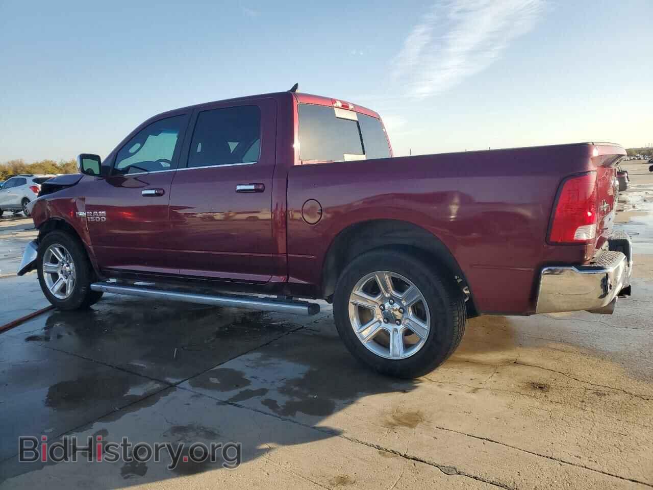2018 RAM 1500 - VIN: 1C6RR6LT2JS266221 - Фото 2