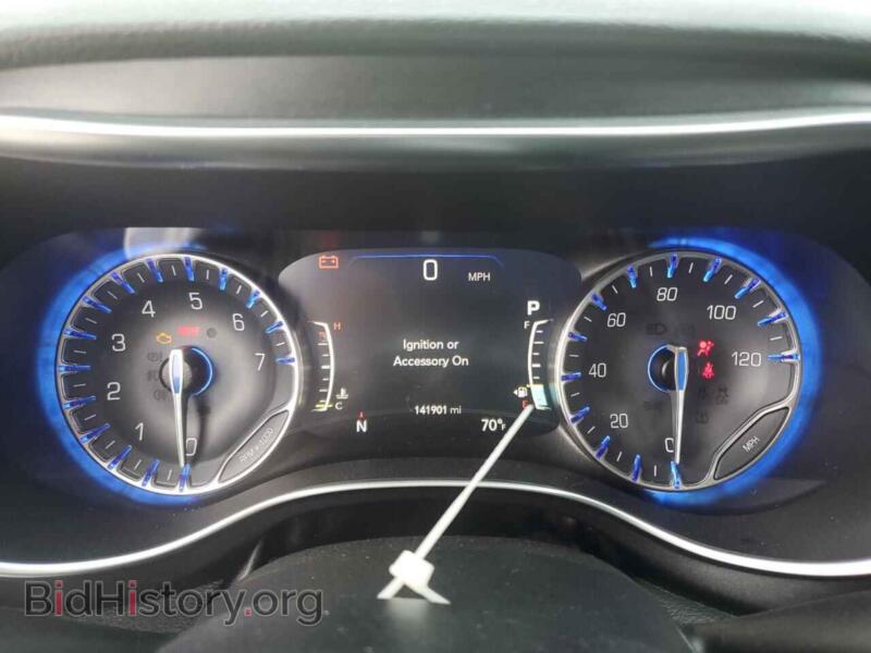 2020 Chrysler PACIFICA (VIN 2C4RC1GG0LR143967) — photo 9 of 13