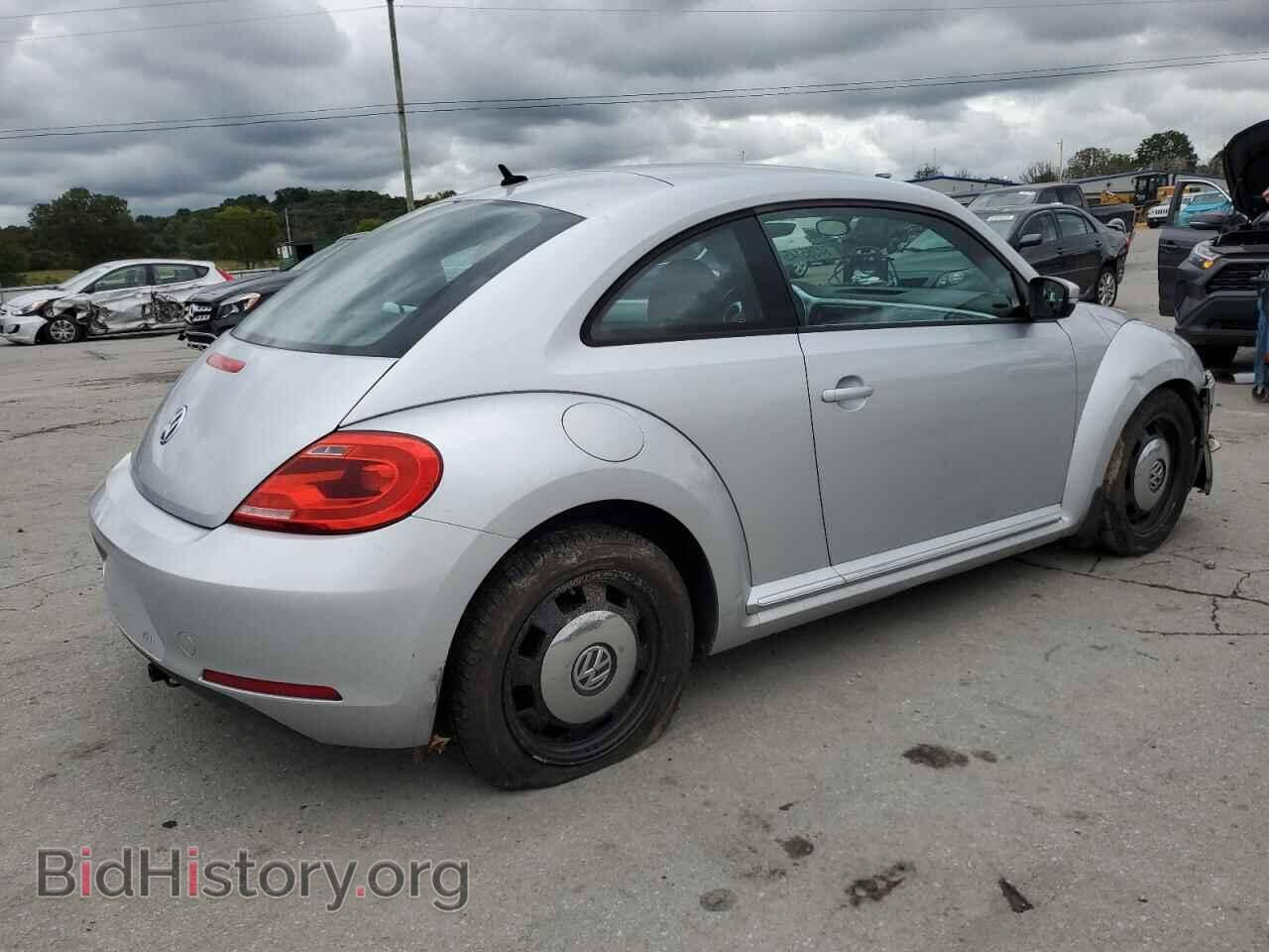 2013 VOLKSWAGEN BEETLE - VIN: 3VWJP7AT9DM686248 - Фото 3