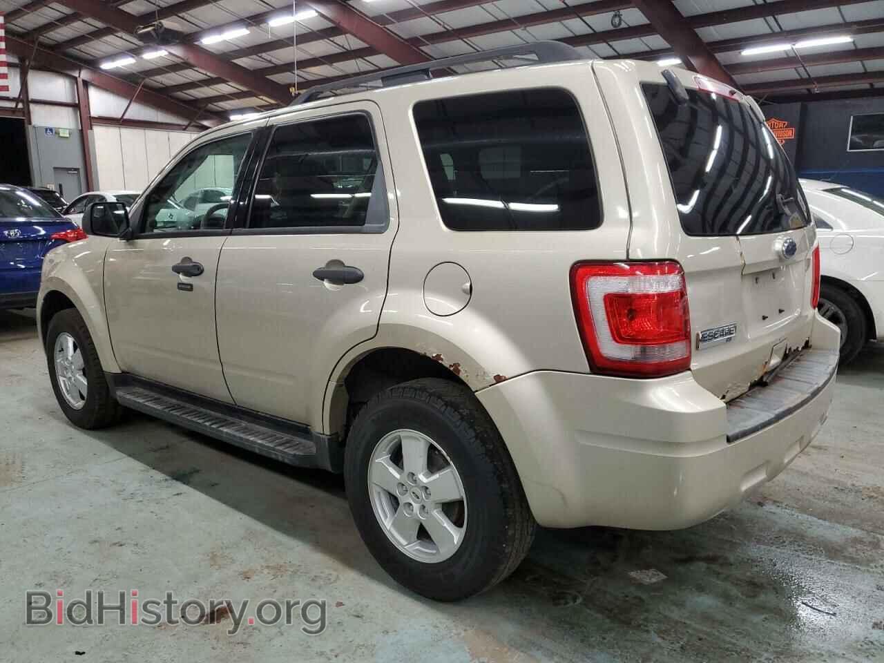 2010 FORD ESCAPE - VIN: 1FMCU9D77AKC29953 - Фото 2
